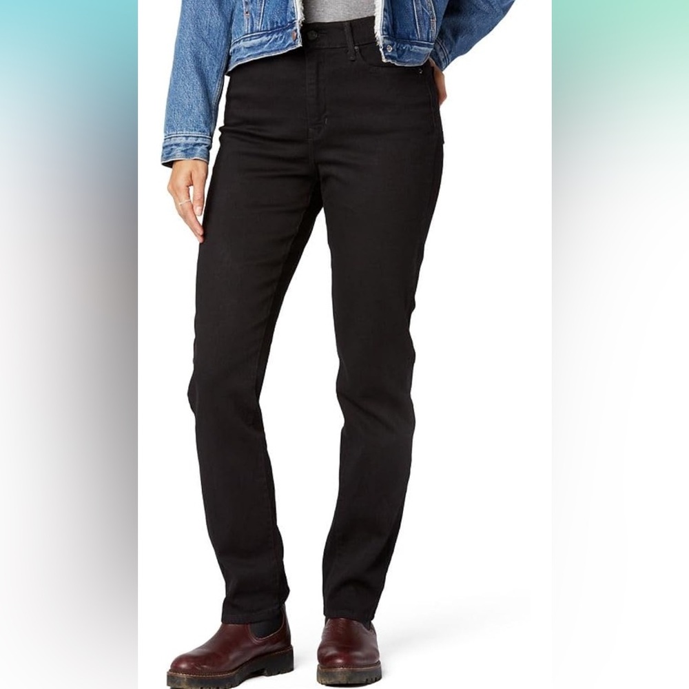 NWT Classic Black Straight Leg Jeans for Women